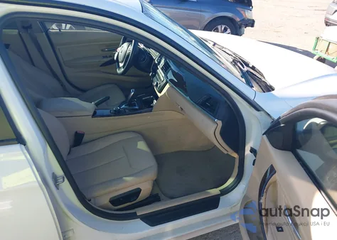 2015 BMW 328I xDrive z USA, uszkodzony, nr VIN WBA3B3G59FNT68437